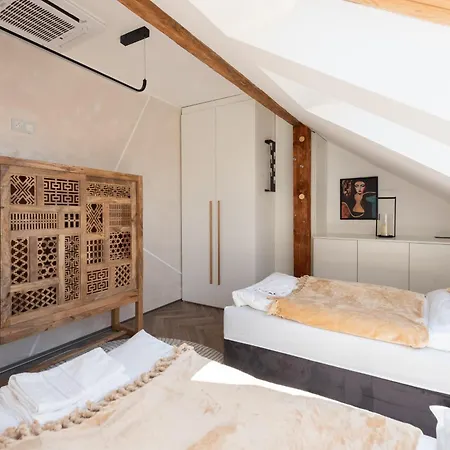 Luxury Loft *
